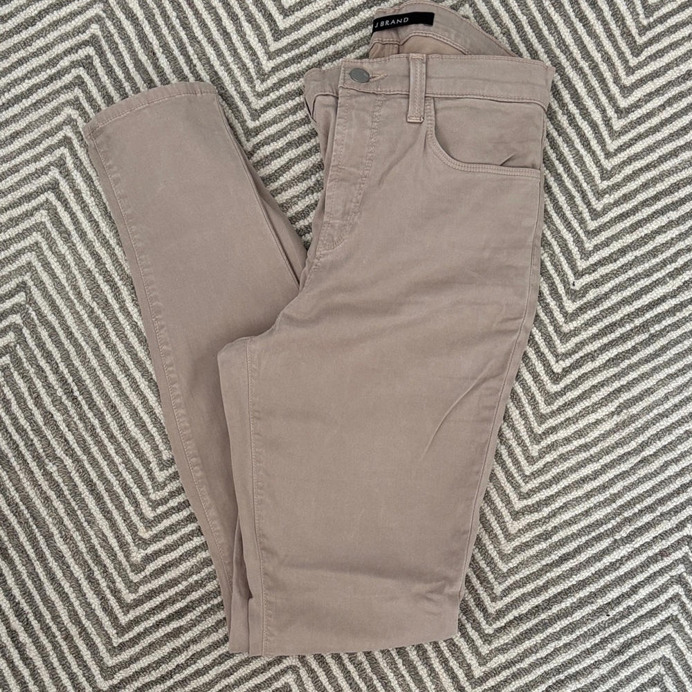 J Brand Women's Straight Leg Jeans in Taupe